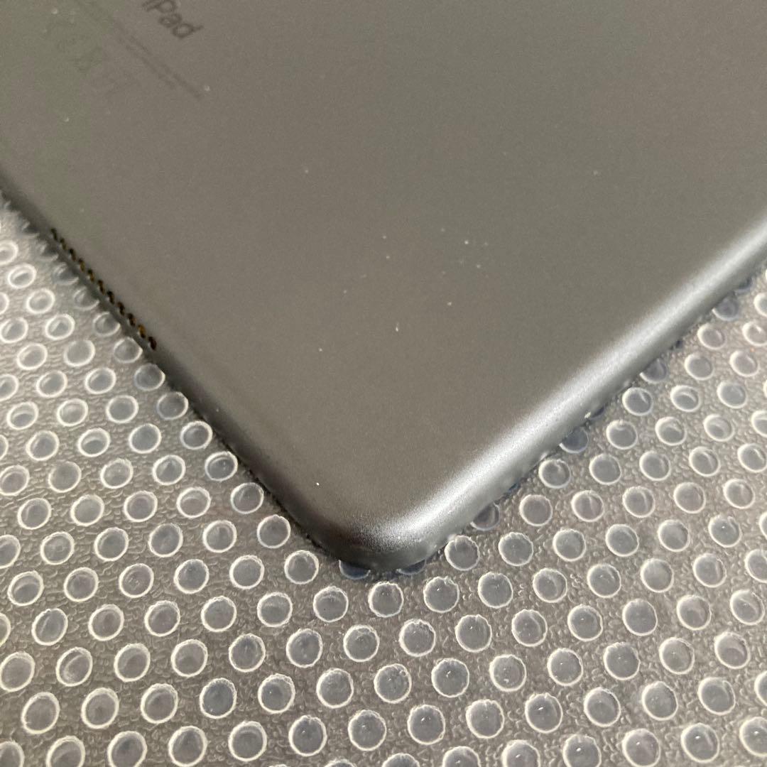 2968【早い者勝ち】iPad Air3 第3世代 64GB WIFIモデル☆