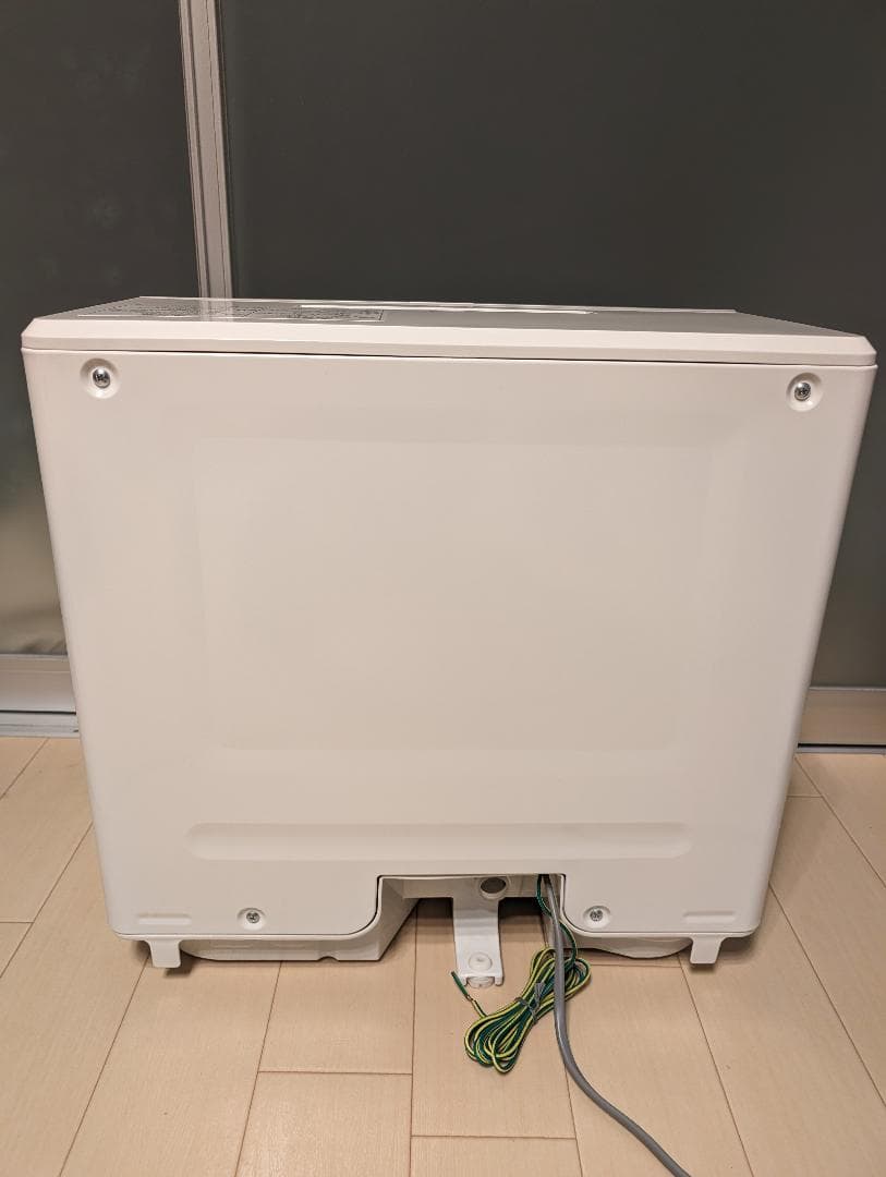 2025年製使用期間1か月半 Panasonic 食器洗い乾燥機 NP-TCR5