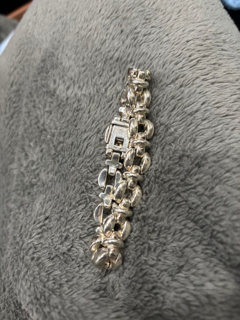 GUCCI シルバーブレスレット