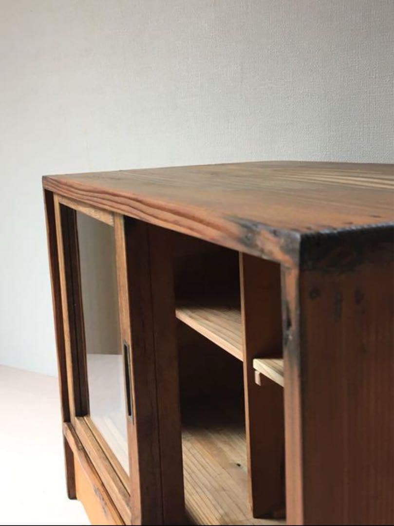 古い 食器棚 ガラス棚 ガラスケース アンティーク