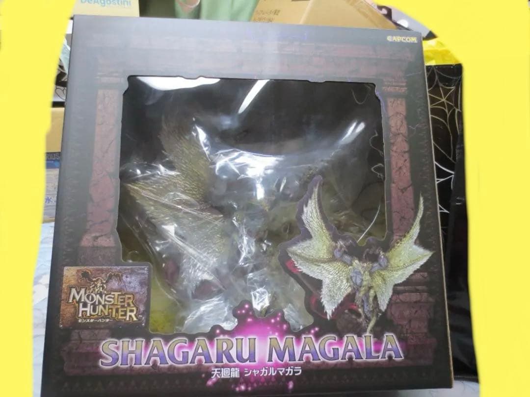 新品　カプコンフィギュアビルダークリエイターズモデル　シャガルマガラ
