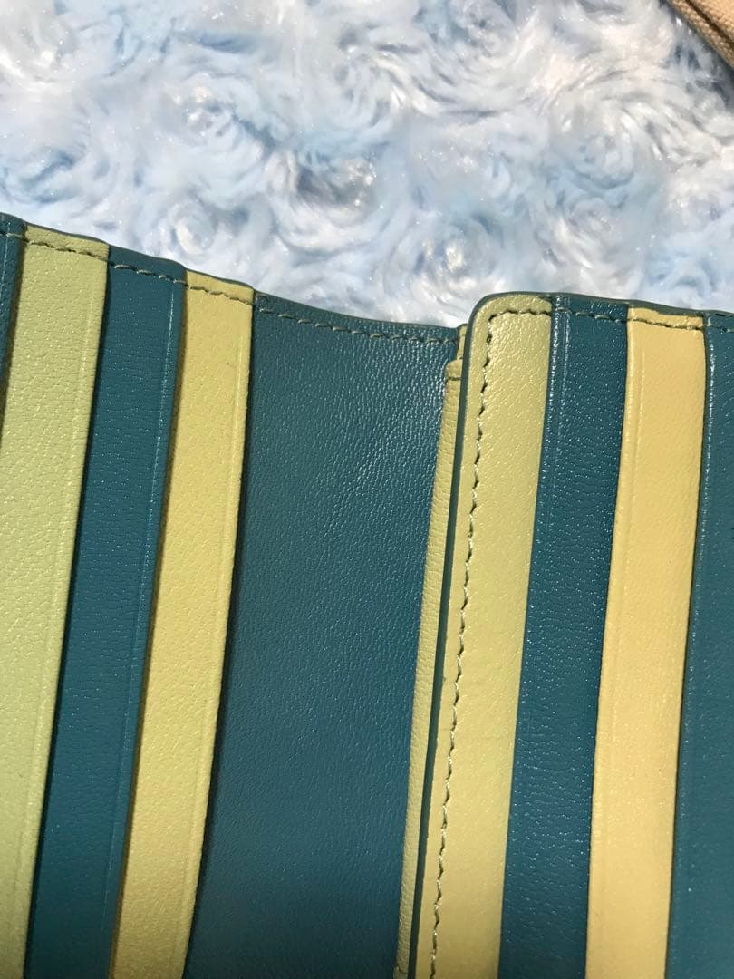 ムーミン　マザーハウス　コラボ　財布　二つ折り　美品