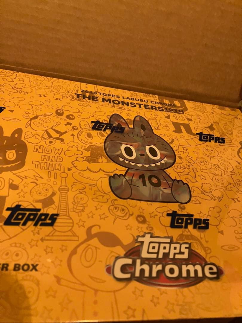 トップス　ラブブ　未開封　TOPPS LABUBU BOX
