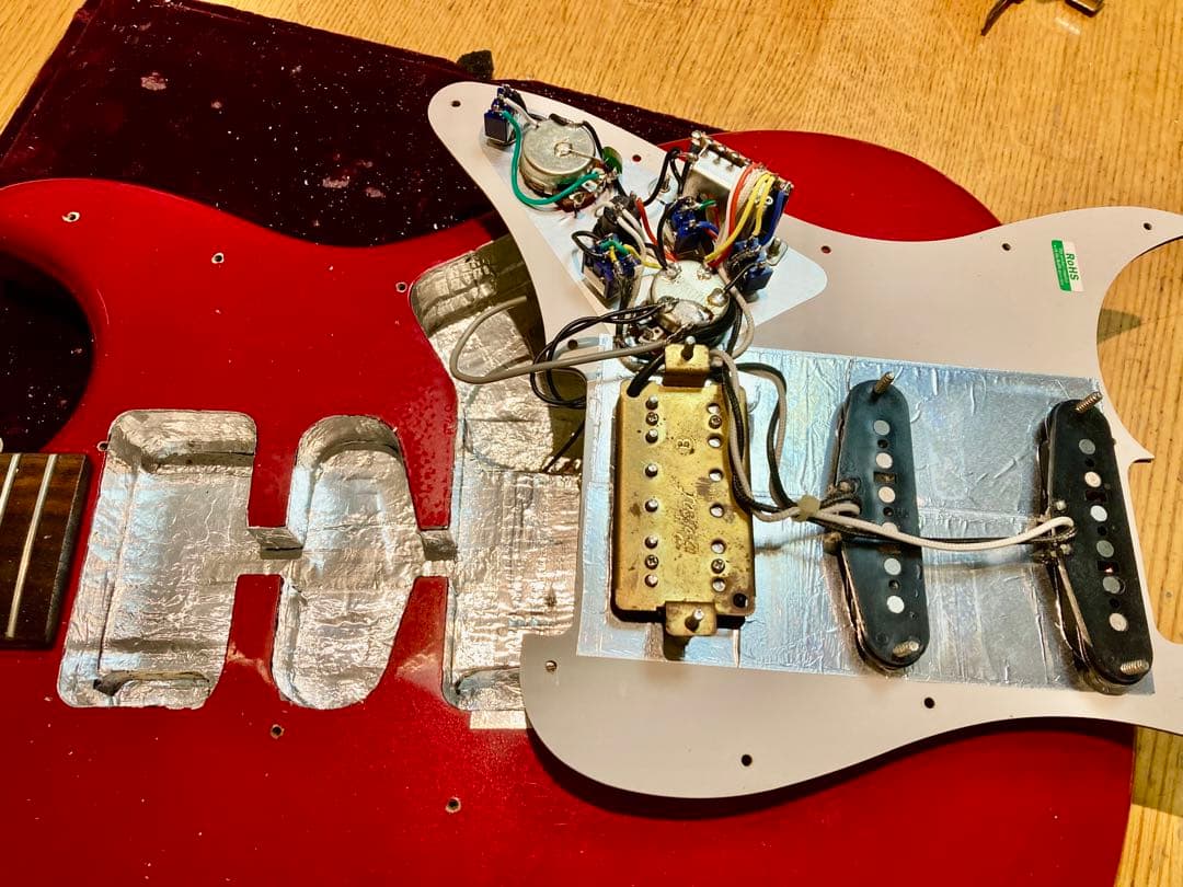 ☆美品・ローノイズ　モディファイして新機能搭載のElioth S305 ST