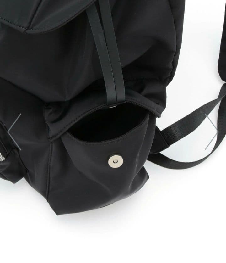 ADAMETROPE'　アダムエロペフラップポケットリュックサック