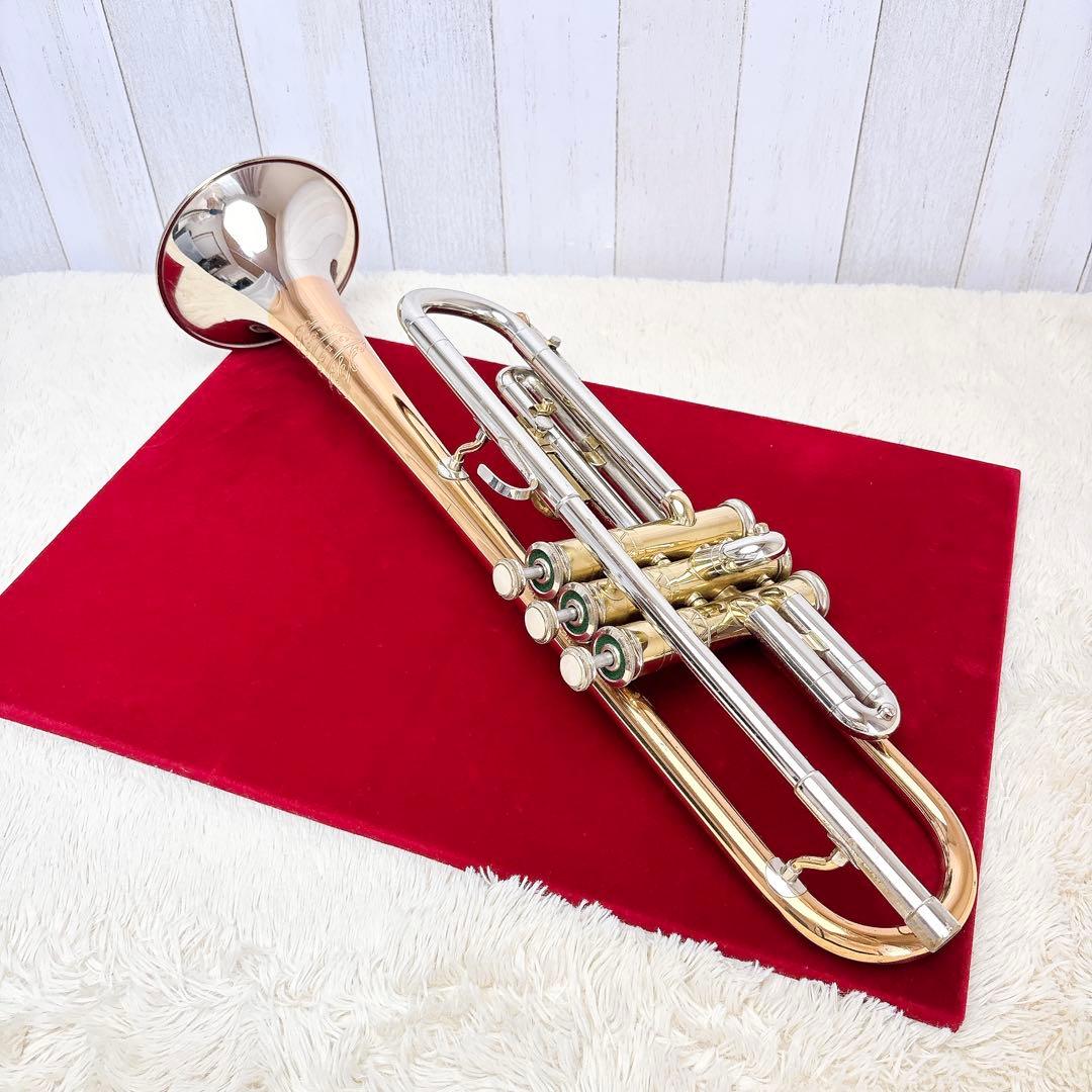 HOLTON ホルトン COLLEGIATE トランペット マウスピース付き