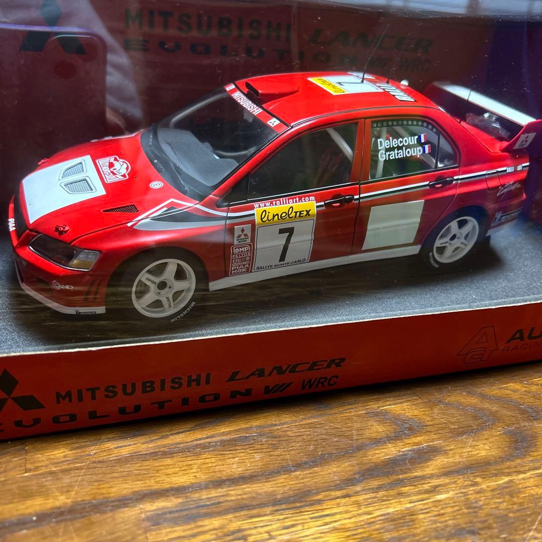 オートアート 三菱ランサーエボリューションWRC 1/18ミニカー