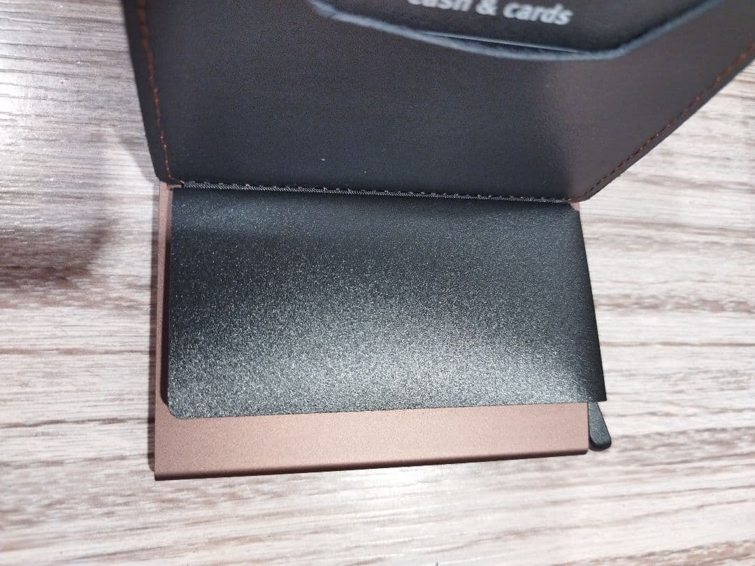 SECRID カードプロテクター カードケース