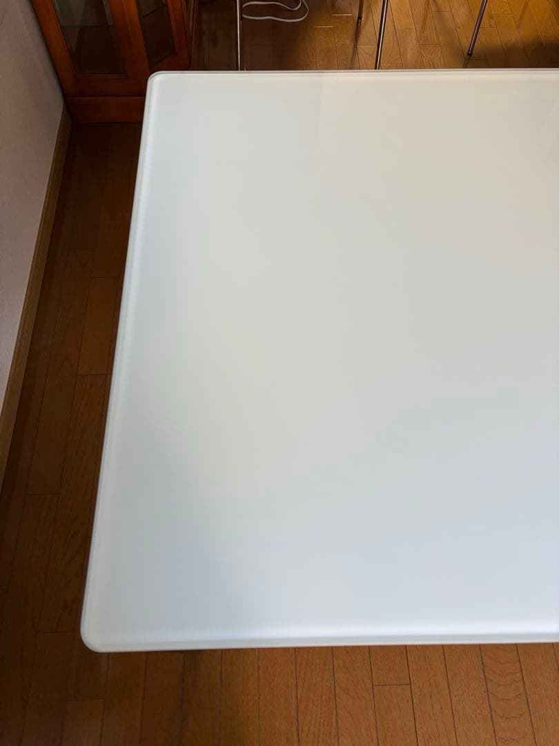 フリッツハンセン Fritz Hansen プラーノ ダイニングテーブル