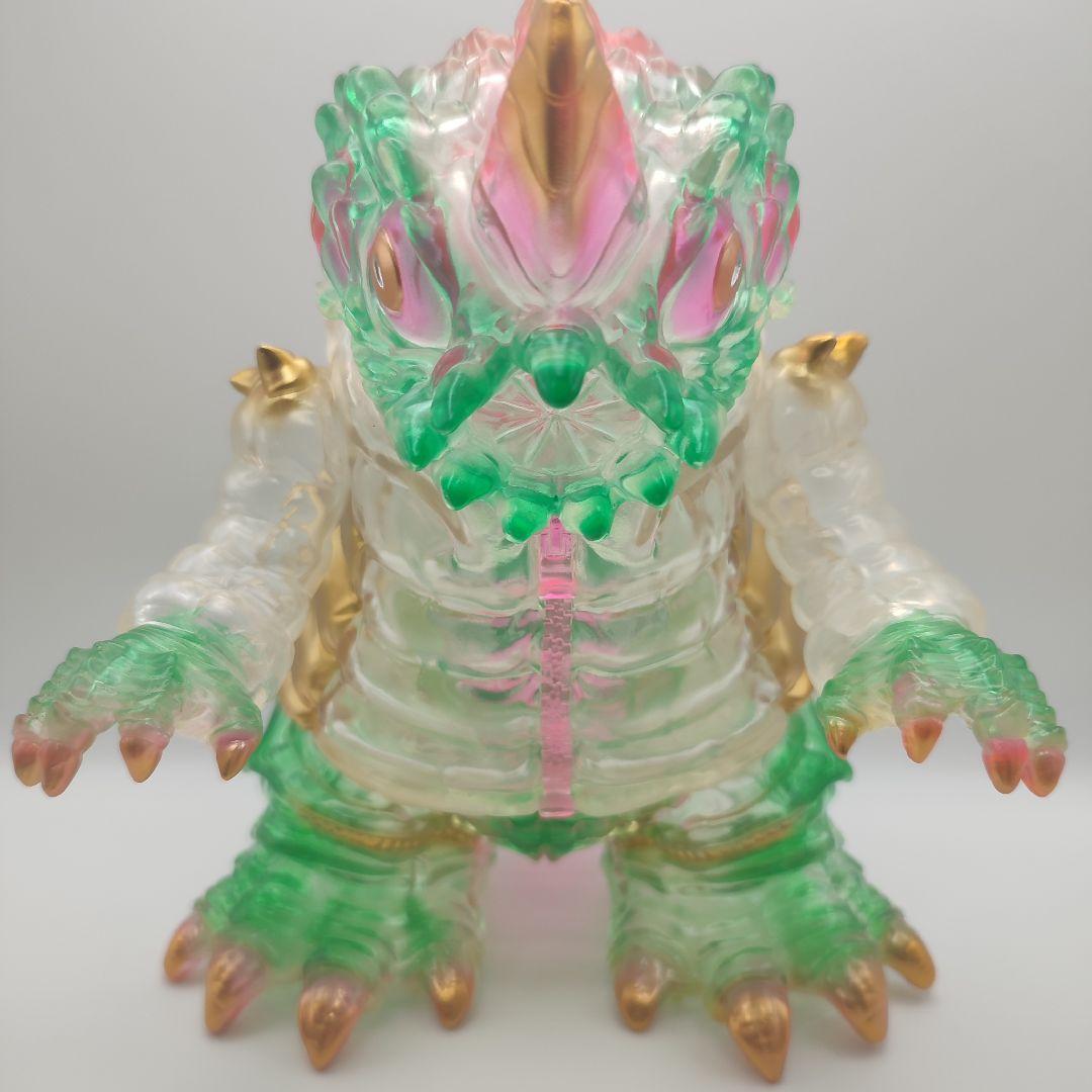 gyaromi メディコムトイ　ヴォイドン フィギュア クリアグリーン