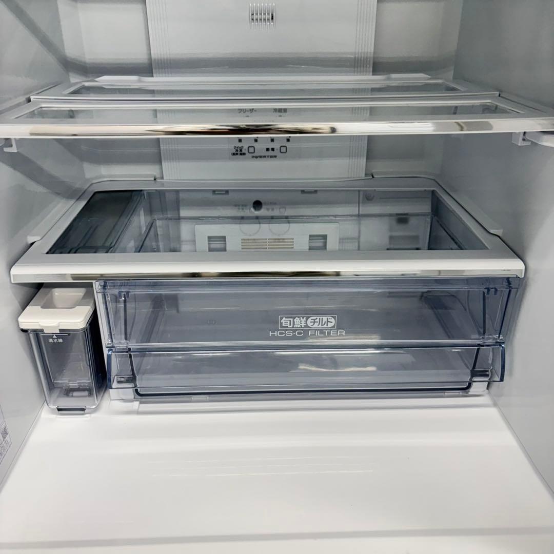 527 AQUA 1〜4人暮らし用　大型冷蔵庫　200L強　自動製氷　右開き