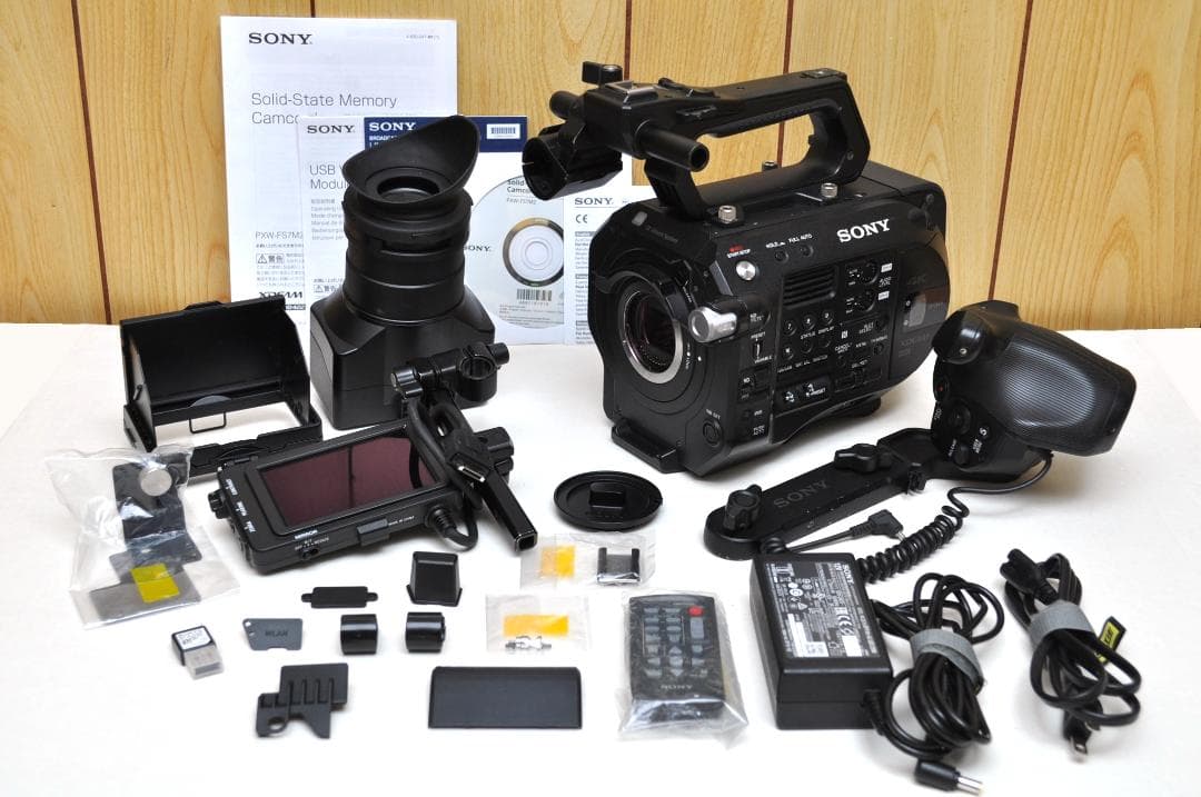 ソニーXDCAMメモリーカムコーダー　SONY FS7 II　PXW-FS7M2