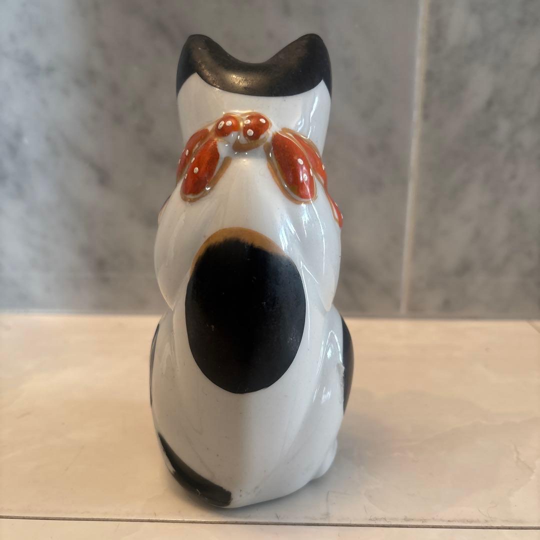 江戸時代後期　神秘的な瞳でとても雰囲気のあるお金や良き人を招く招き猫