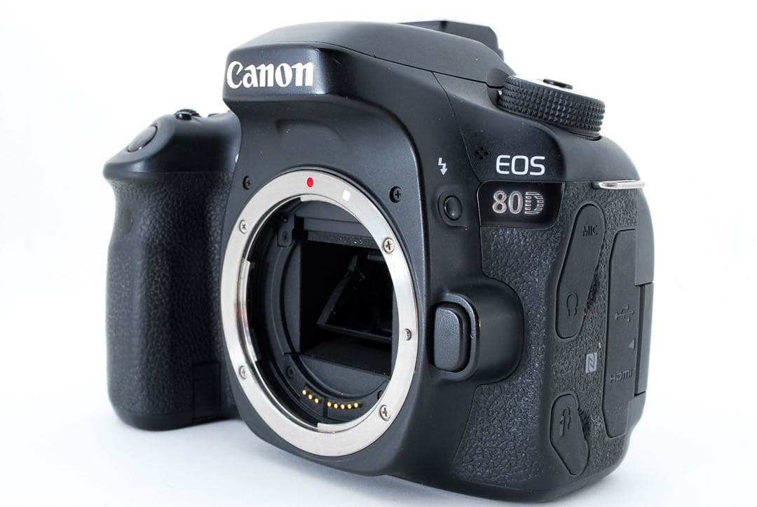 Canon EOS 80D標準&望遠&単焦点トリプルレンズセット、