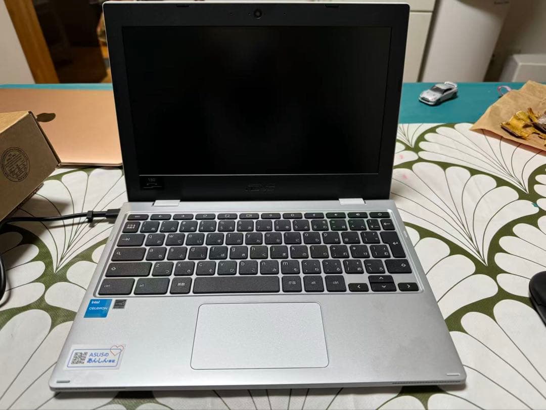 Chromebook シルバー 未使用ASUS CX1102CKA-N00010