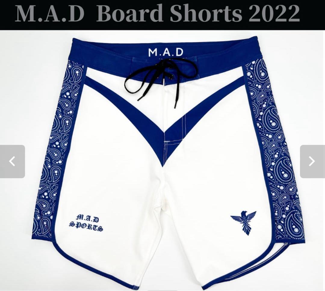 【即完商品】M.A.D ボードショーツ 2022 ホワイト/ネイビー