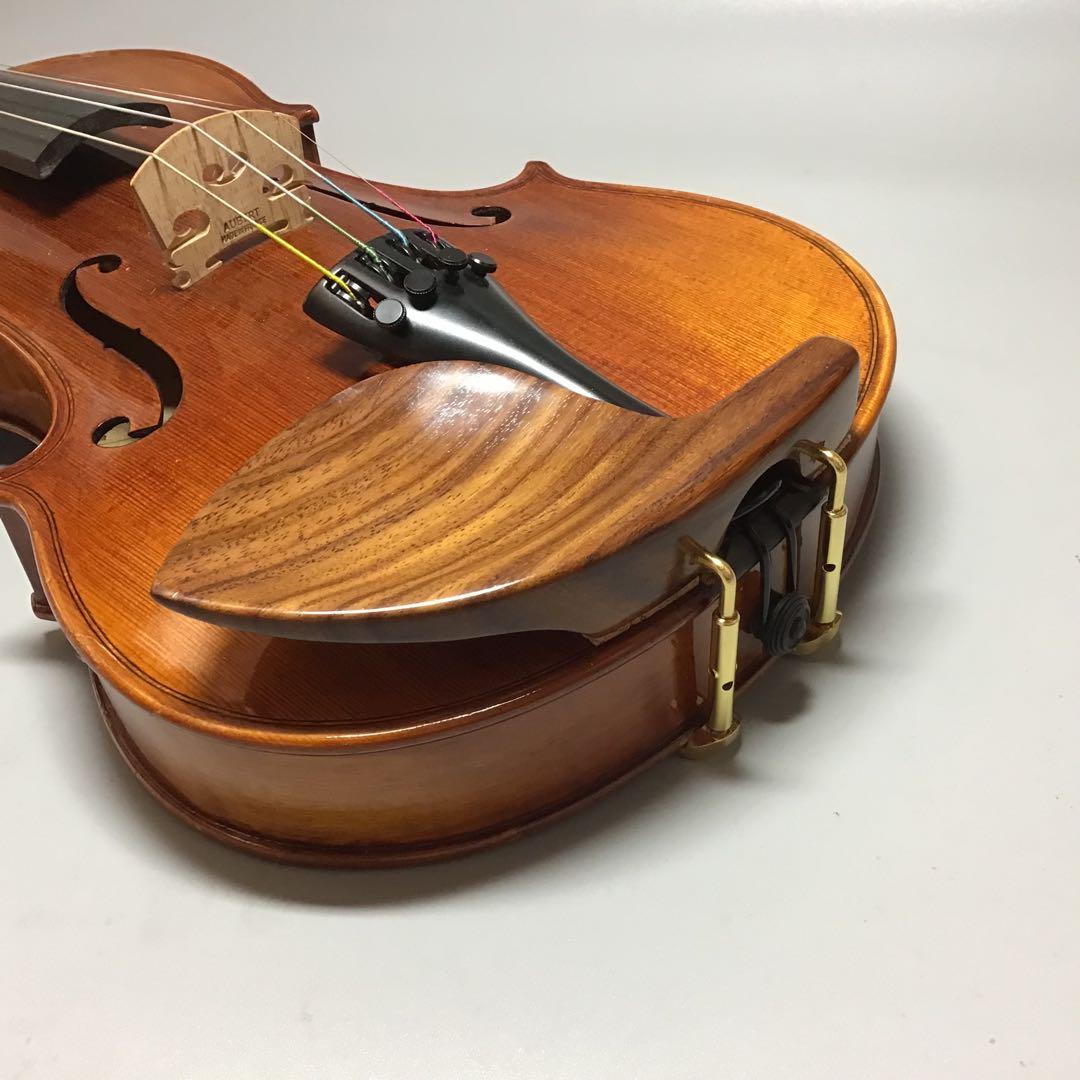 日本工芸会正会員松岡裕治が作成する　顎当て希少なインド産ローズウッドクローソン