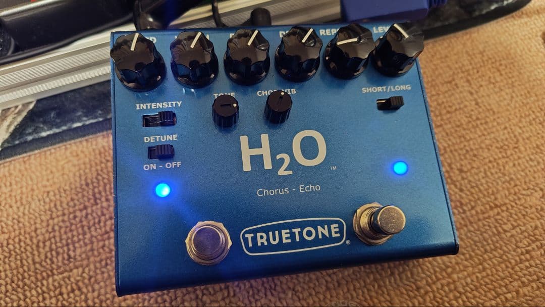 L*n様 TRUETONE V3 H2O Chorus - Echo　ギターエフ