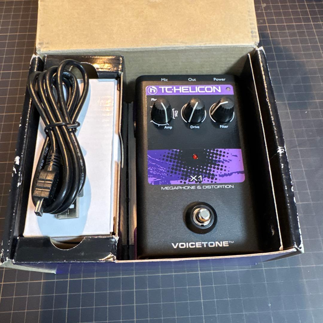 TC-HELICON VOICETONE X1 ボーカルエフェクター