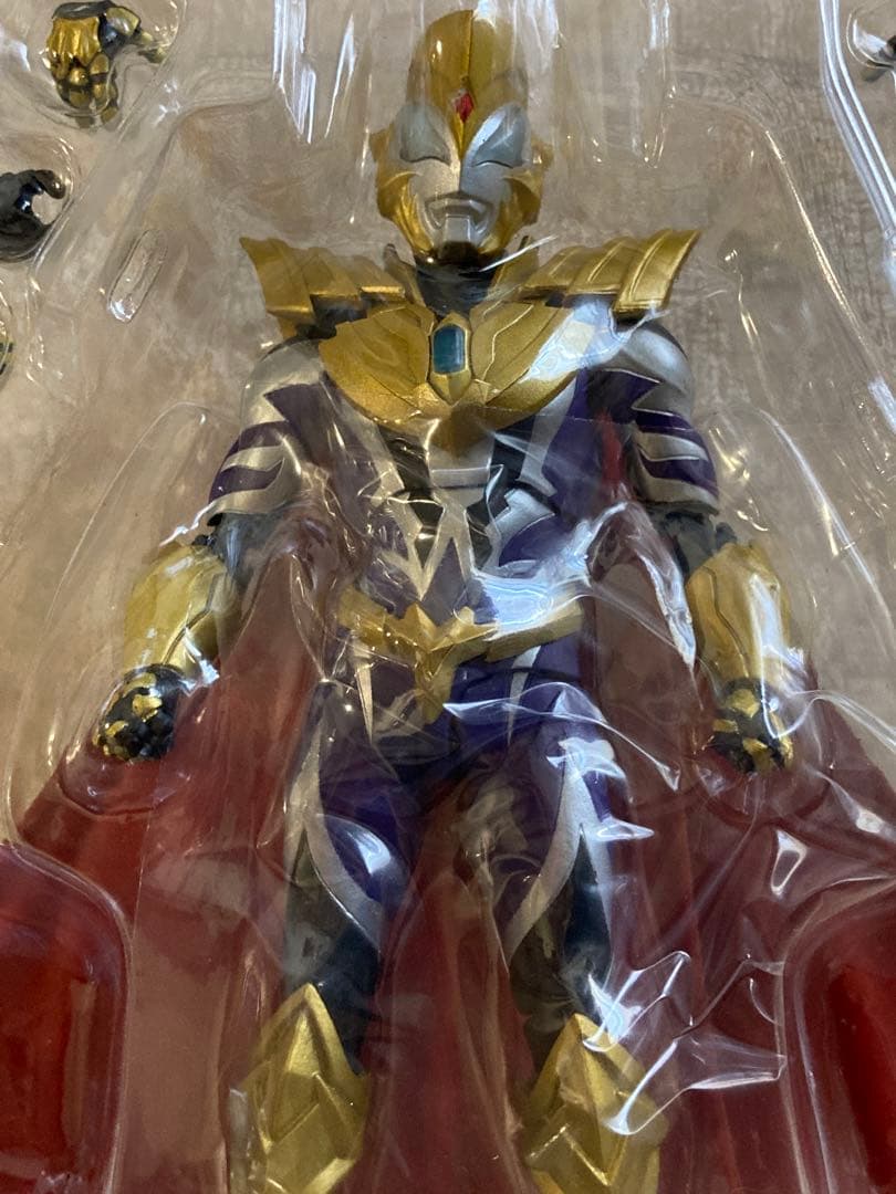 ウルトラマン　ウルトラマンジード　ロイヤルメガマスター　フィギュアアーツ