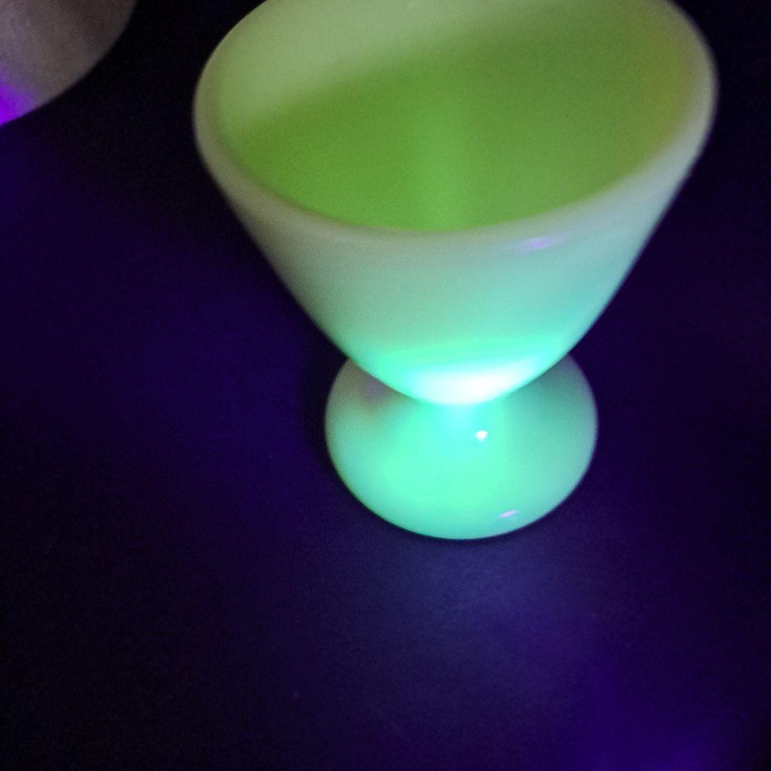 ウラン硝子　乳白　マッキータンブラー　USA 　ファイヤーキング社　1930年