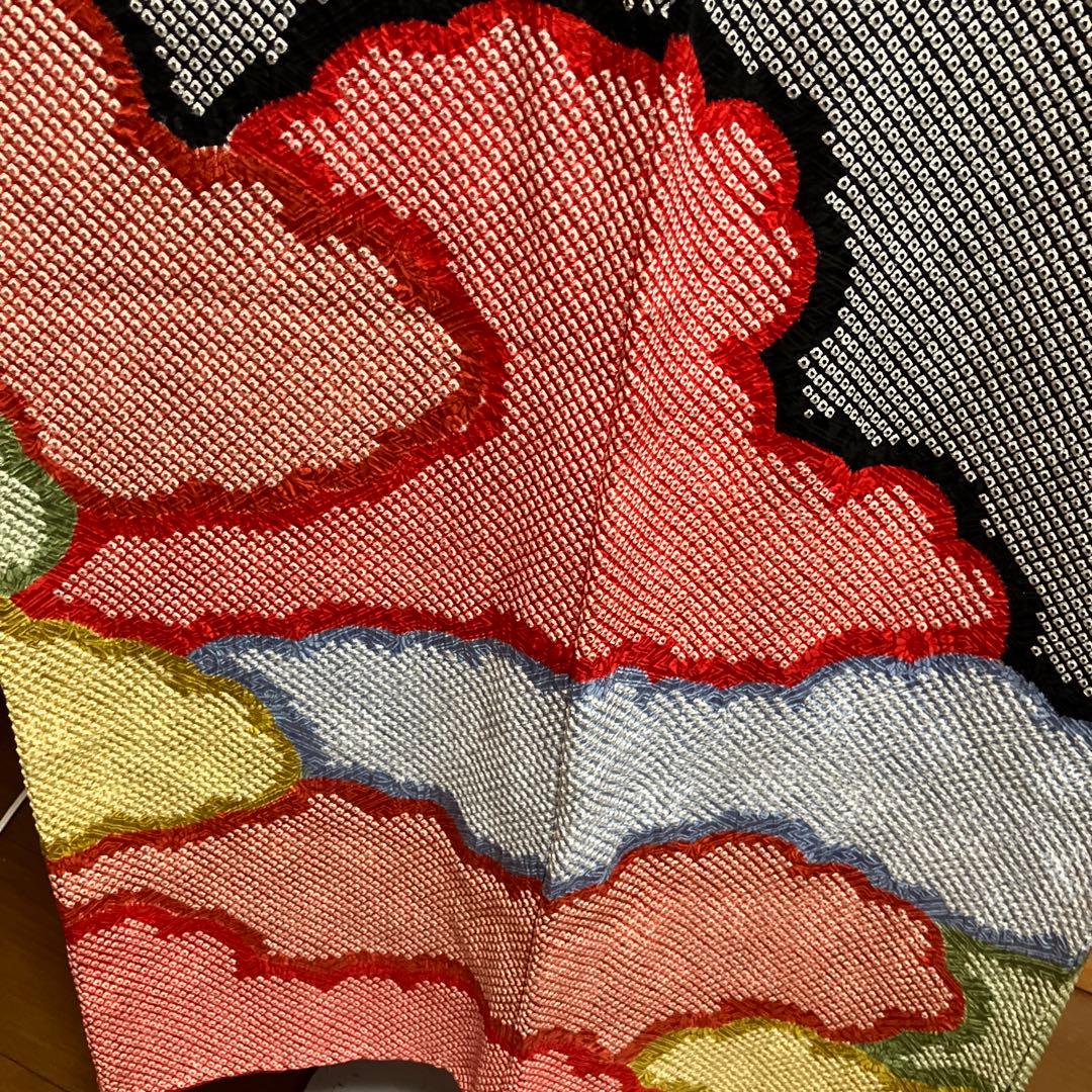 総絞り　正絹　振袖