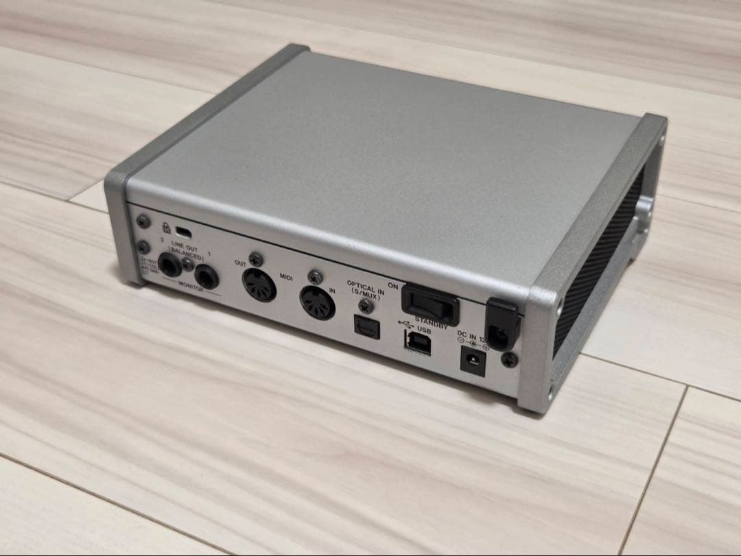 TASCAM SERIES 102i 動作確認済み オーディオインターフェイス