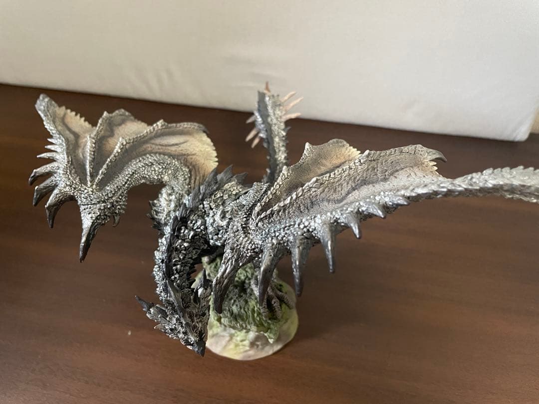 カプコンフィギュアビルダー クリエイターズモデル 銀火竜 リオレウス希少種