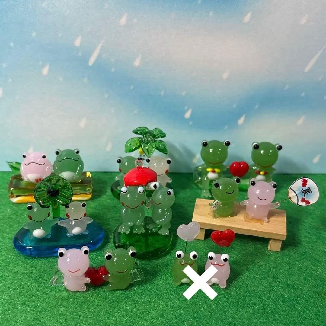 カエルカップル　ガラス細工　ミニチュア