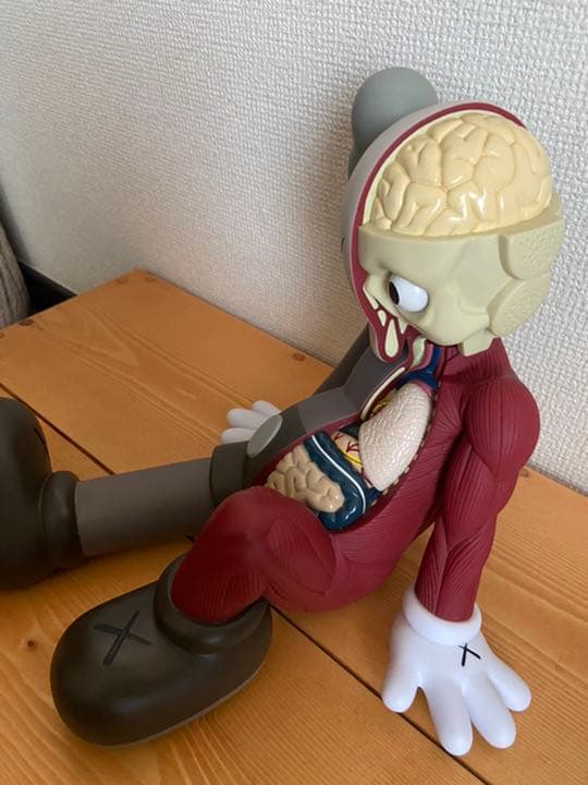 正規品　カウズ OriginalFake フィギュア 人体模型 ブラウンKAWS