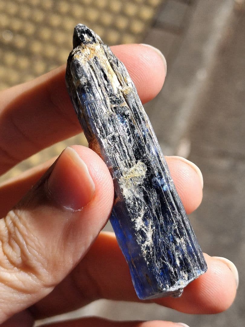 【ヒマラヤの青い石】ヒマラヤカイヤナイト原石