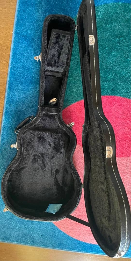 Ibanez セミホロウボディエレキギター サンバースト