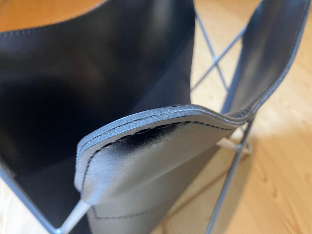 カリモク　karimoku マガジンラック　本革　レザー　BKF バタフライ