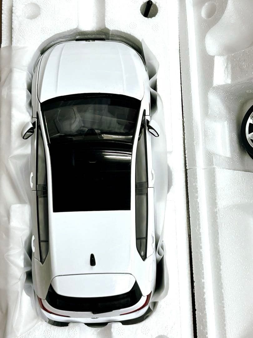 golf8 RラインWhite Volkswagen Golf サンルーフ付き