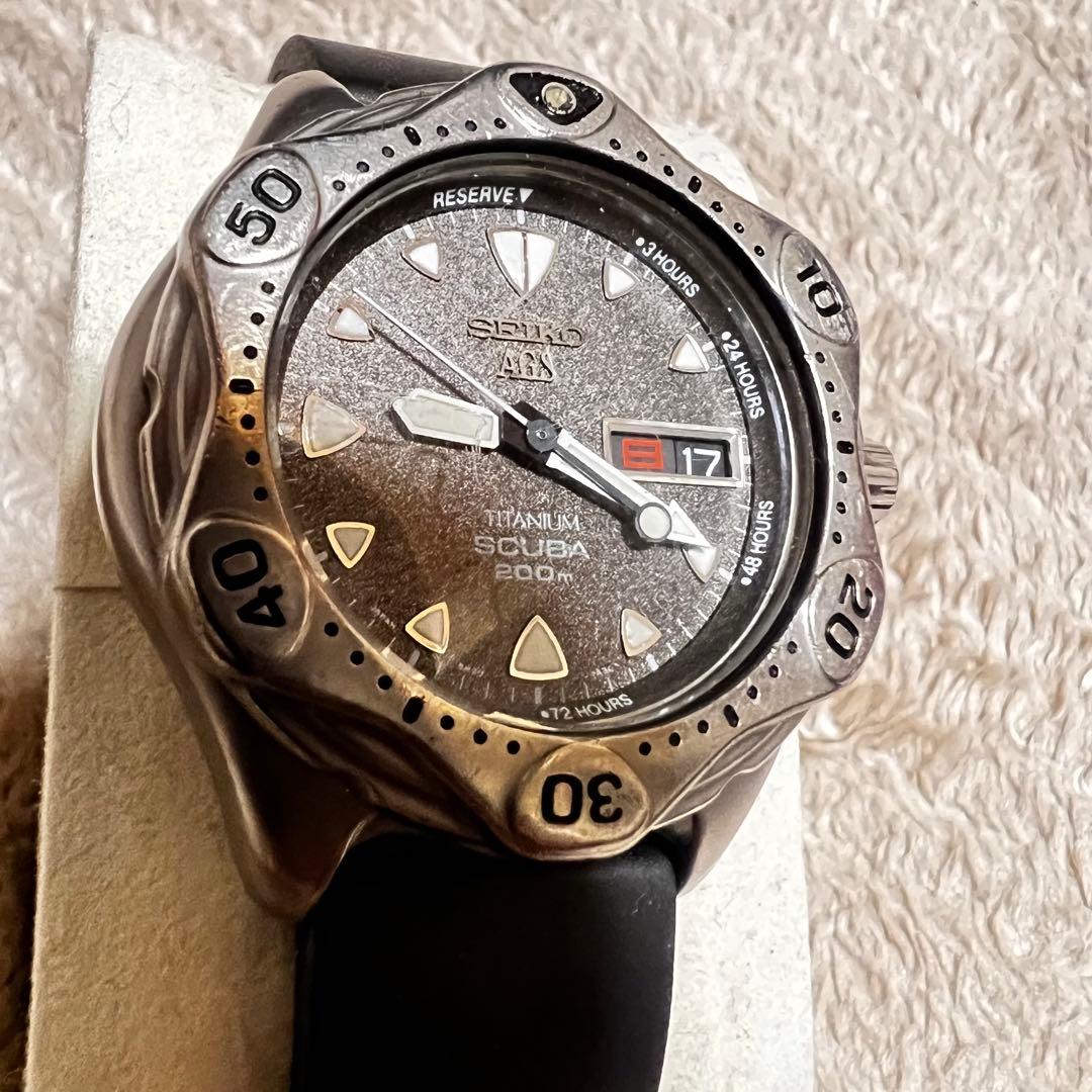 ビンテージ品美品稼働　スキューバ　クォーツダイバー