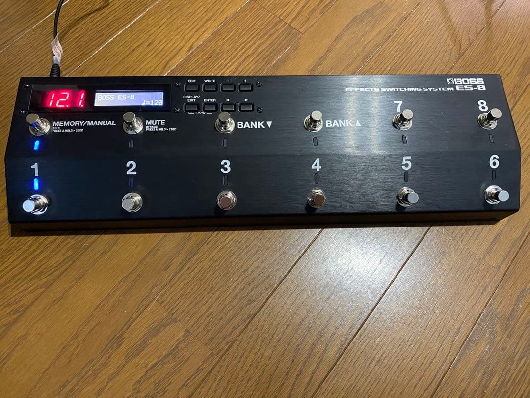 ギター BOSS ES-8 effects switching system