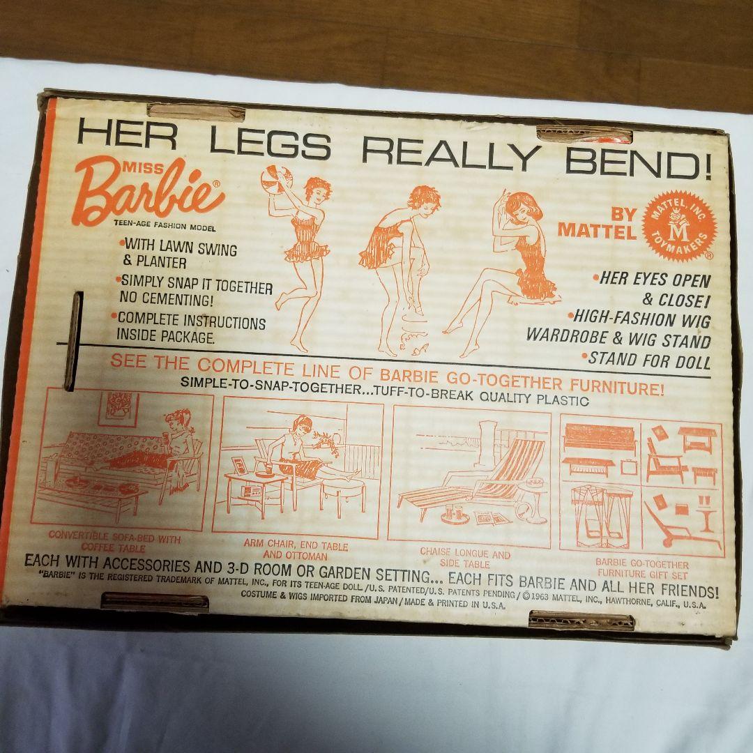ヴィンテージ　バービー箱付きセットです。