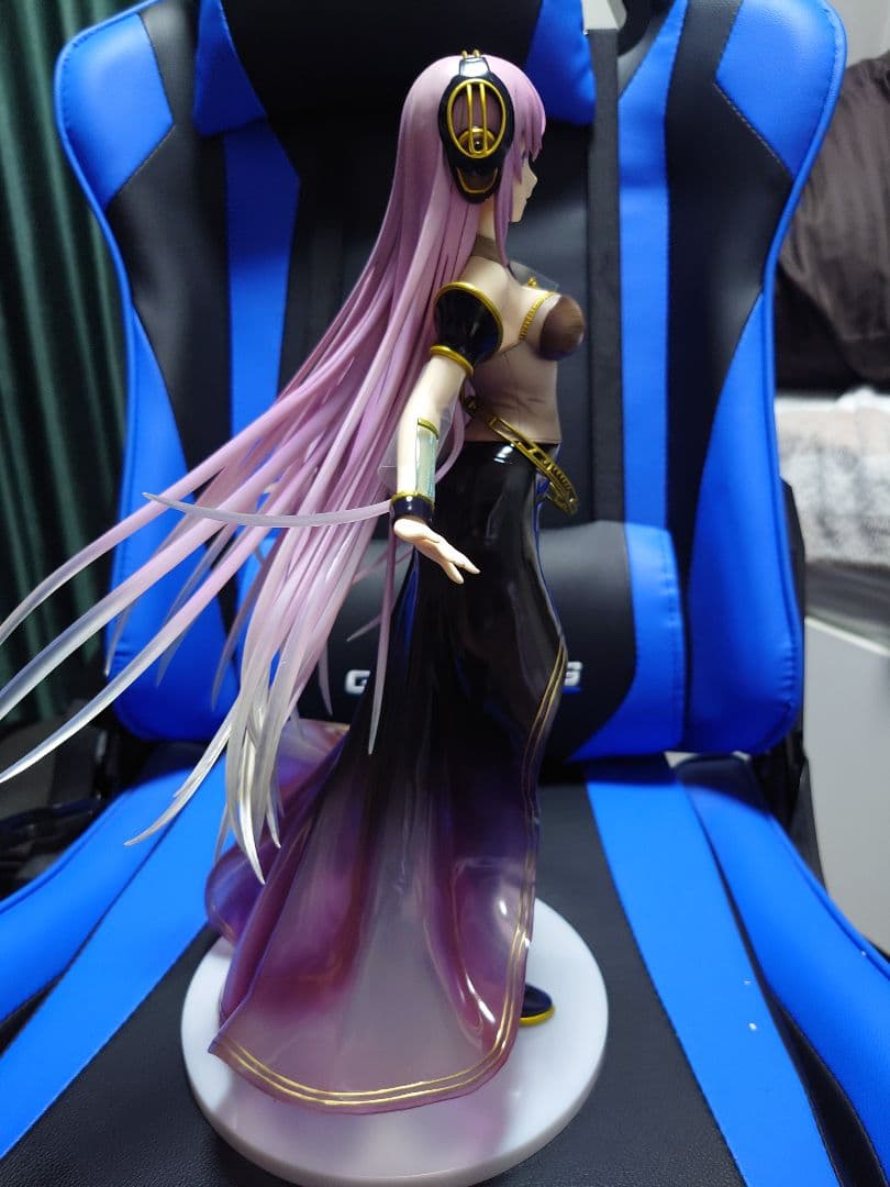 FREEing キャラクター・ボーカル・シリーズ 巡音ルカ V4X 1/4