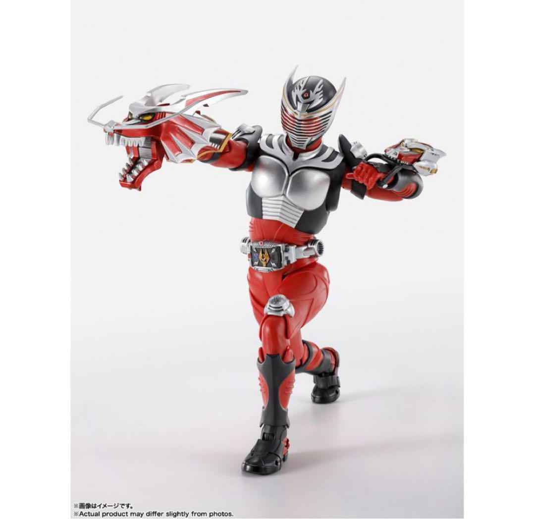S.H.フィギュアーツ（真骨彫製法） 仮面ライダー龍騎 ２点セット