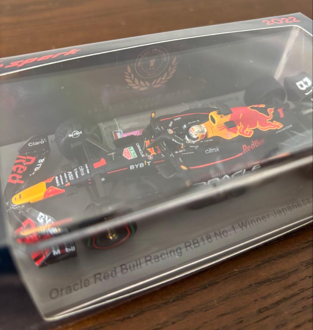 F1日本GP2022 Winner/Mフェルスタッペン/スパークミニカー1/43