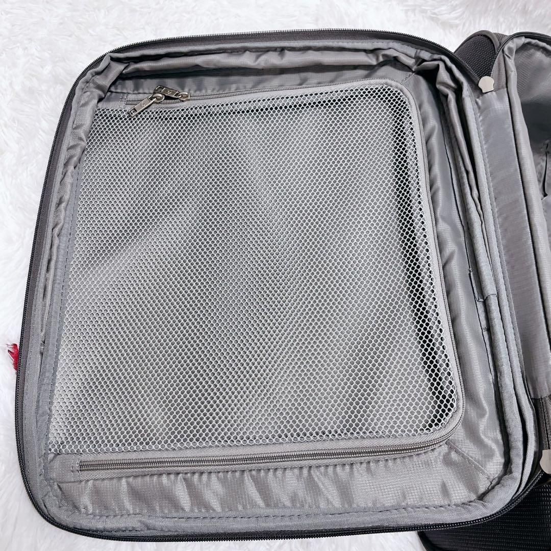 極美品 SOMESONITE サムソナイト キャリーケース 4輪 機内持込可