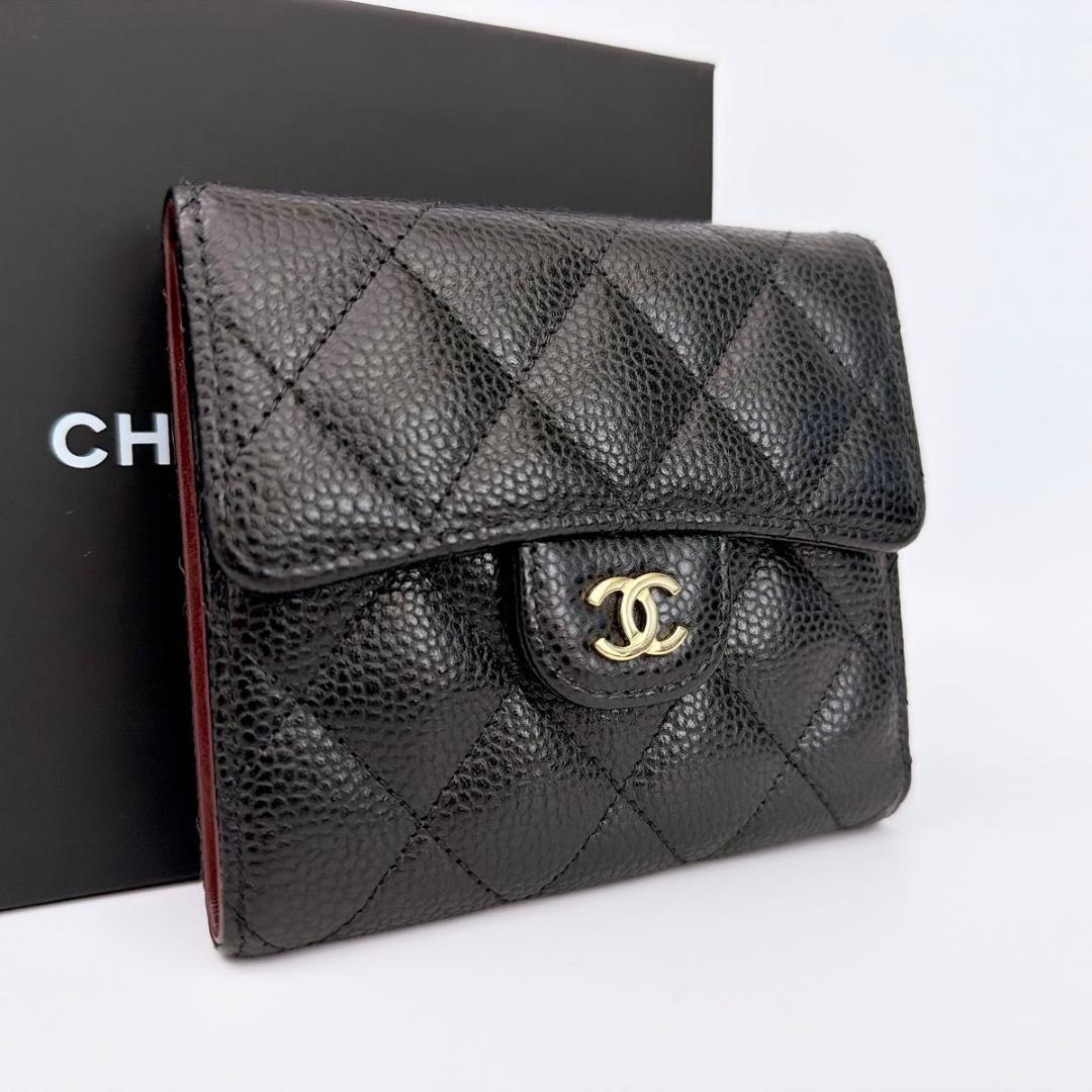 【yukari】シャネル ココマーク マトラッセ 三つ折り財布 コンパク