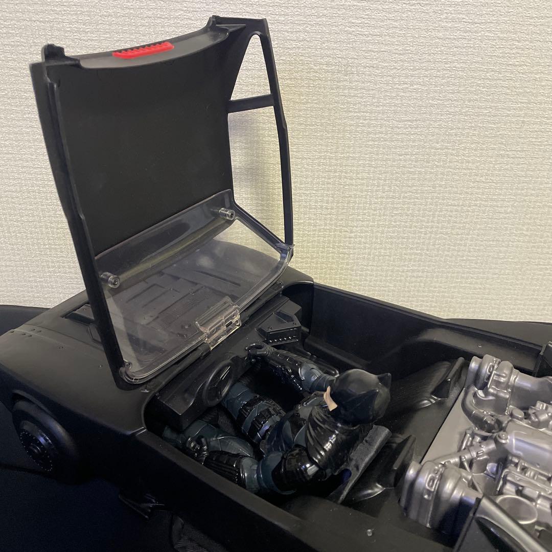 バットマン バットモービル フィギュア