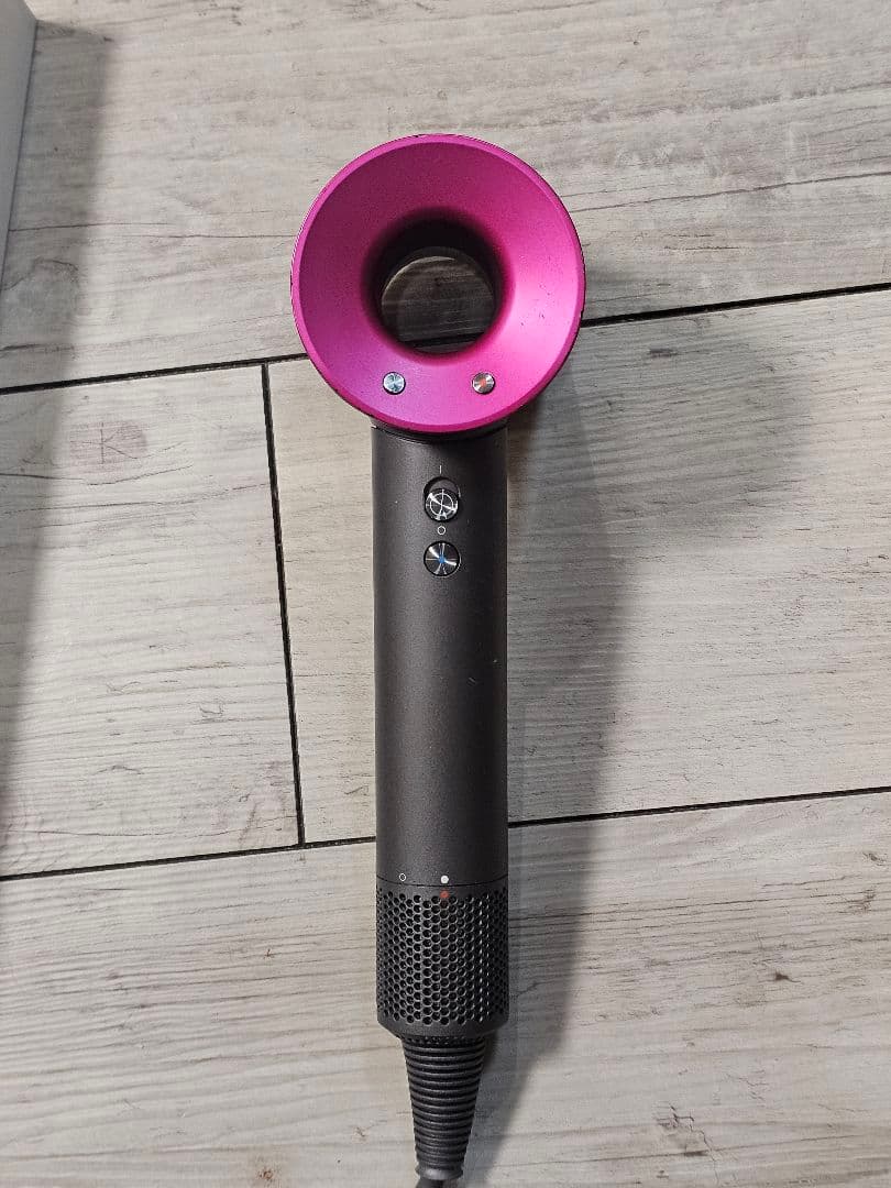 年始限定価格　1ヶ月保証　ダイソン　メンテナンス済み　dyson hd08