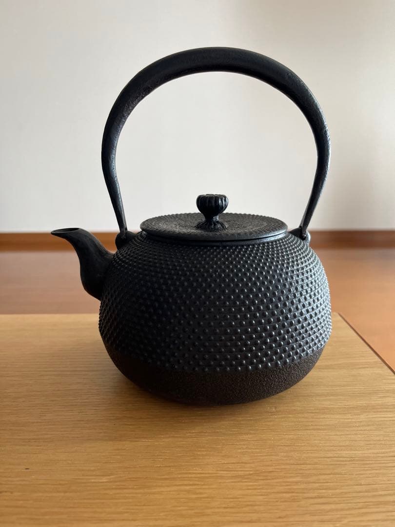 南部鉄器　薫山工房　鉄瓶