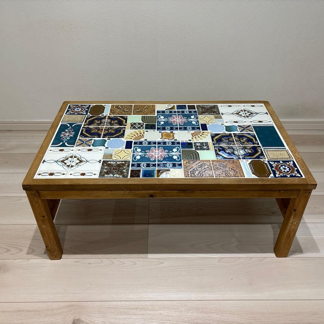 タイルテーブル