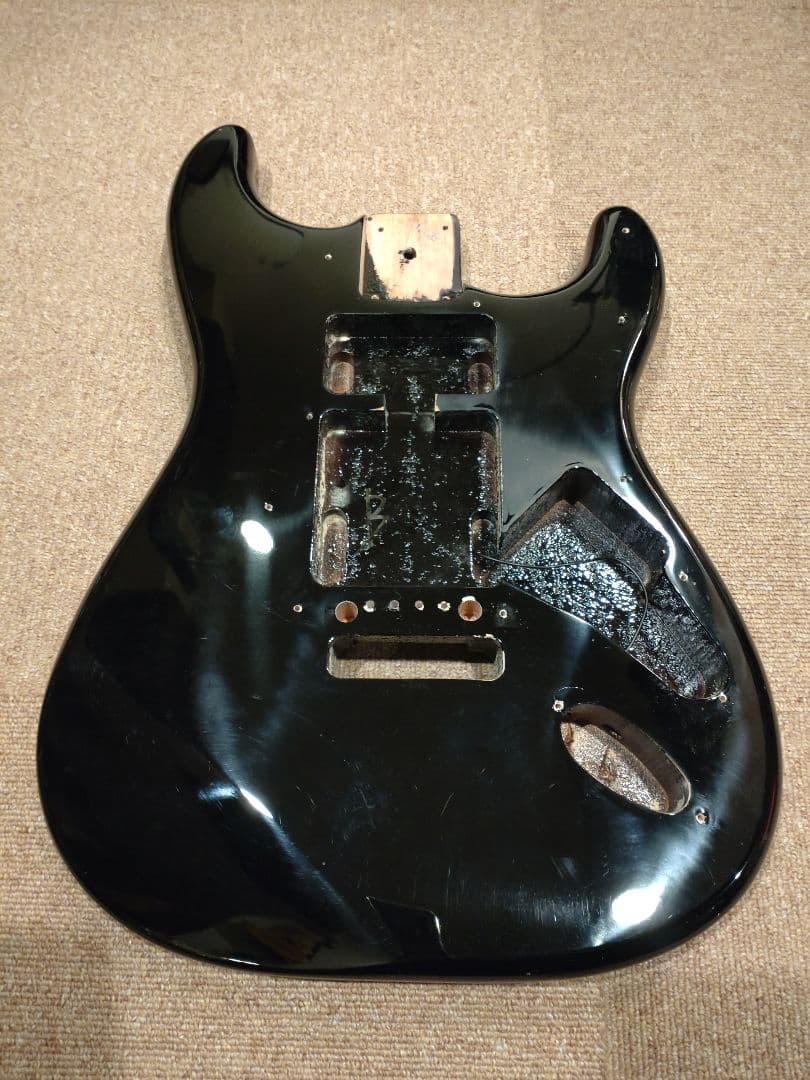 Squier スクワイヤ / ストラトキャスター