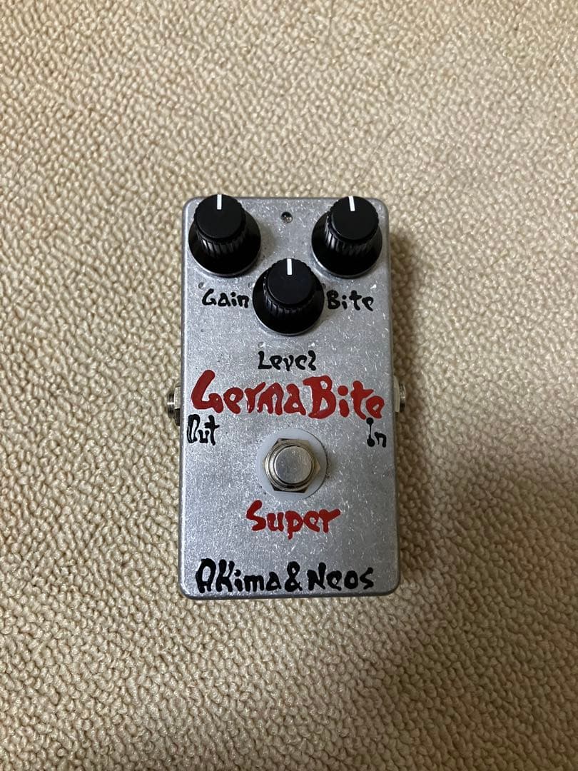 ヨ*ィ様 Akima & Neos Germa Bite Super