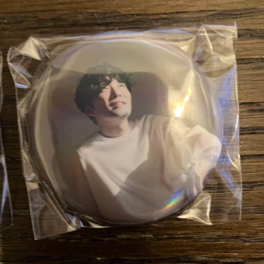 星野源　8個セット 缶バッジ 写真入り