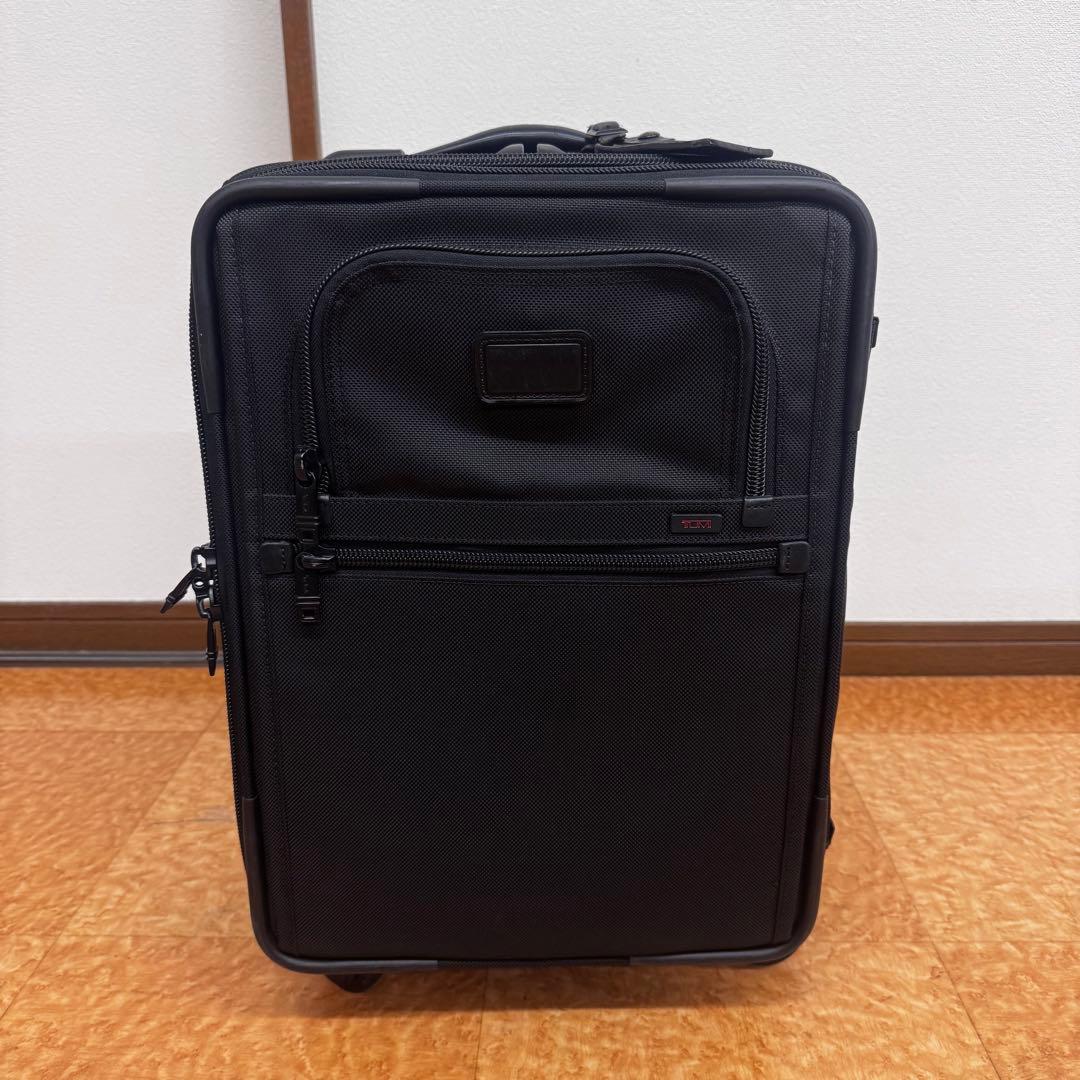 TUMI 22060DH 機内持込みOK4輪キャスター付きスーツケース　トランク
